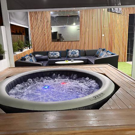 Appartement Avec Terasse Jaccuzi Barbecue Netflix Vue Sur Mer Totalement Gratuit Sans Supplement Al Hoceima Bagian luar foto